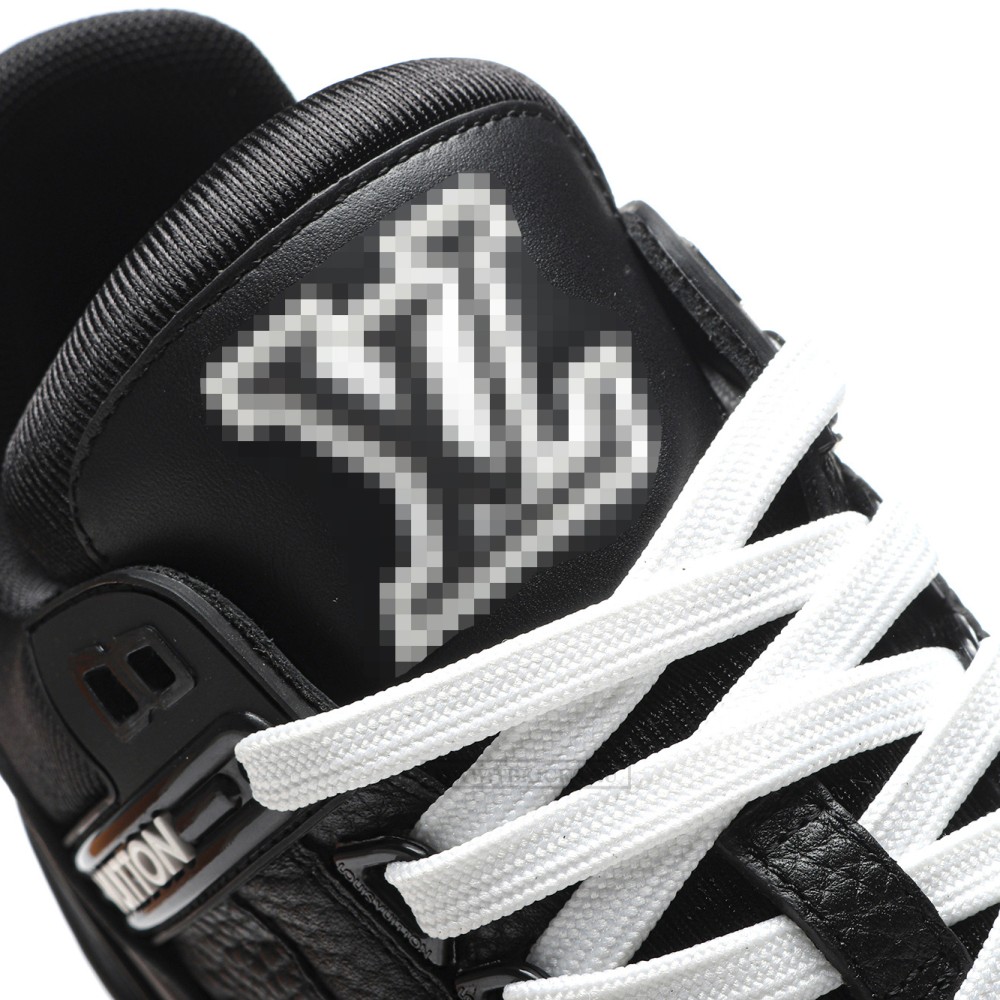 TBkicks L0*1S V*1TT0N Trainer Black Embossed Monogram