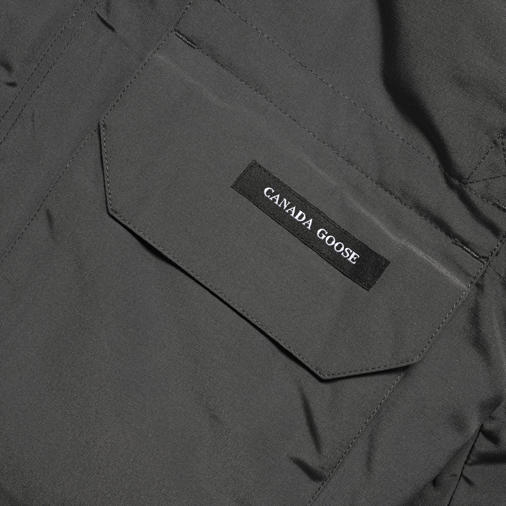 TBkicks  Canada Gocse  Graphite  08  Expedition Parka  4660M