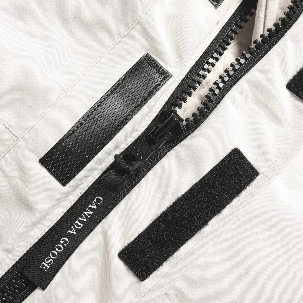 tbkicks  canada gocse  N0*H star white  08  expedition parka 4660m