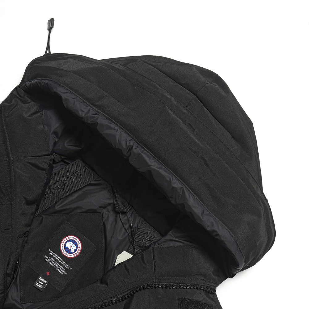 TBkicks  Canada Gocse   Black  08   Expedition Parka 4660M