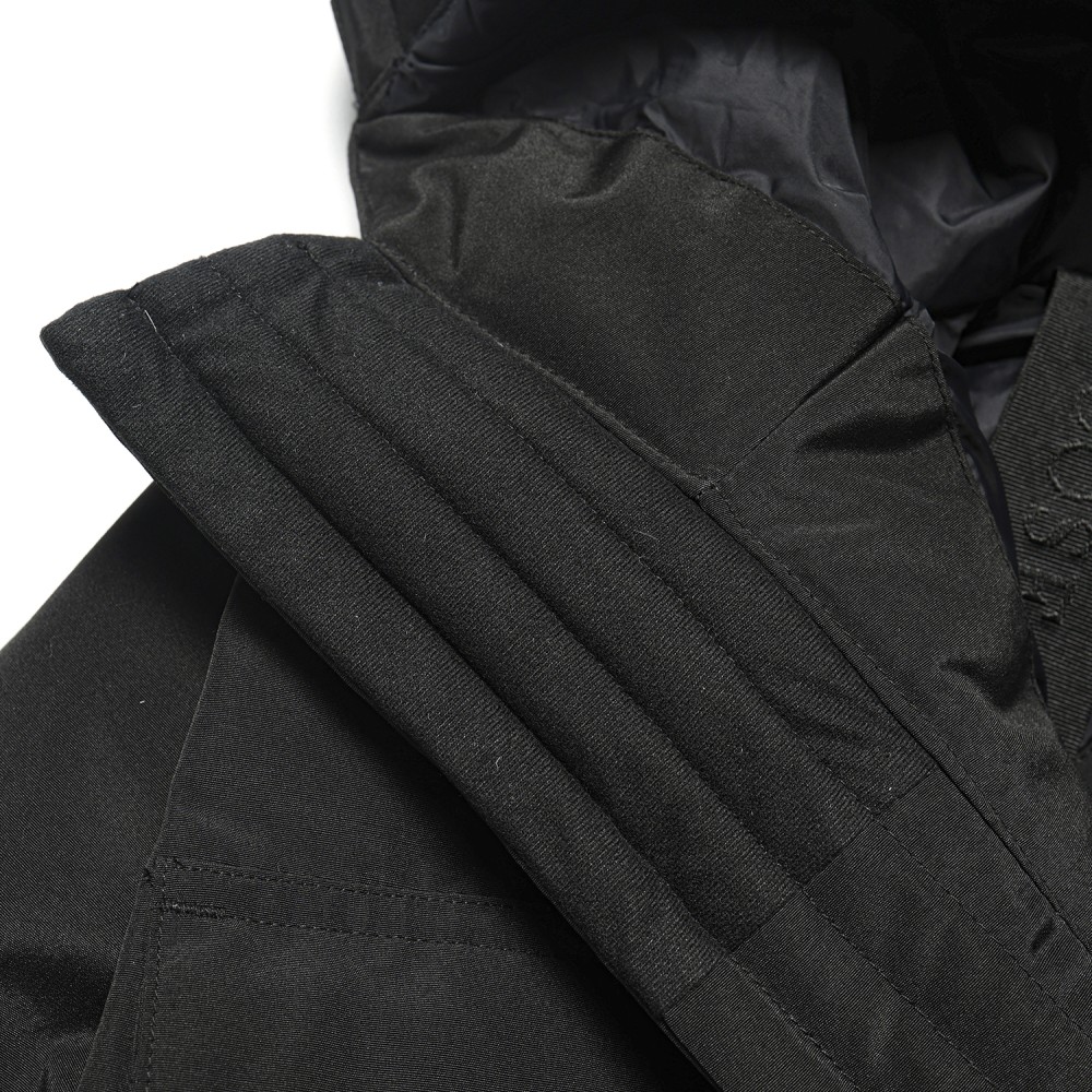 TBkicks  Canada Gocse   Black  08   Expedition Parka 4660M
