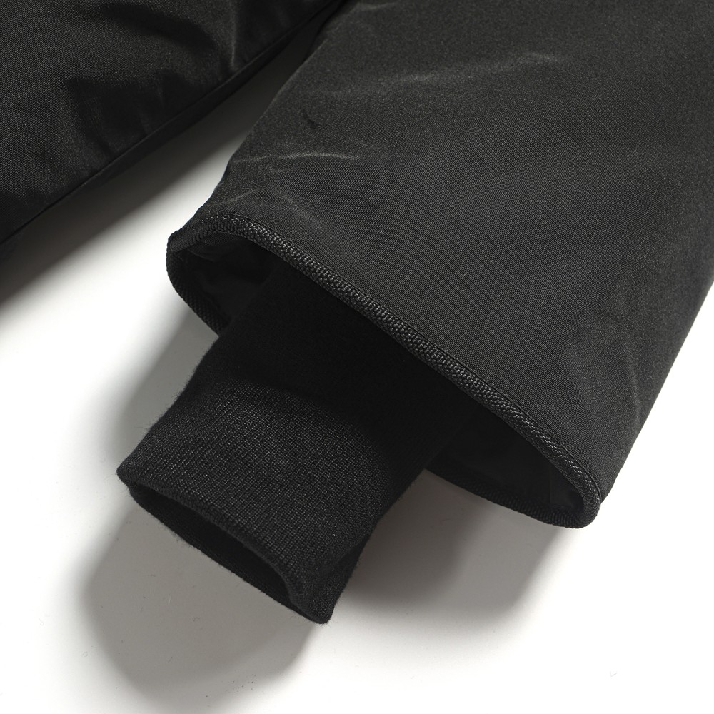 TBkicks  Canada Gocse   Black  08   Expedition Parka 4660M