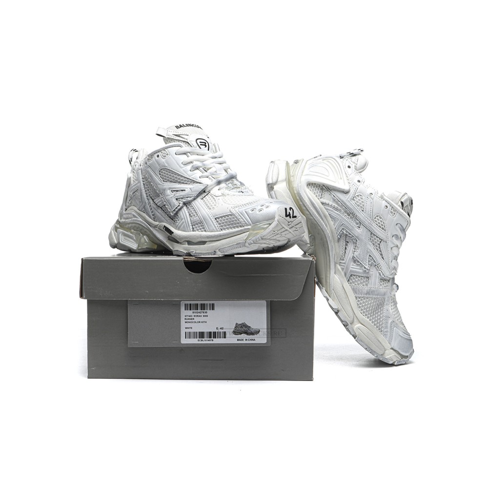 TBkicks Ba1enci*ga Runner Triple White