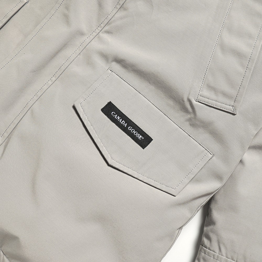 TBkicks Canada Gocse   Beige white    Expedition Parka