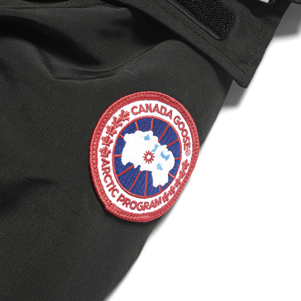 TBkicks Canada Gocse  Black   Chilliwack Bomber