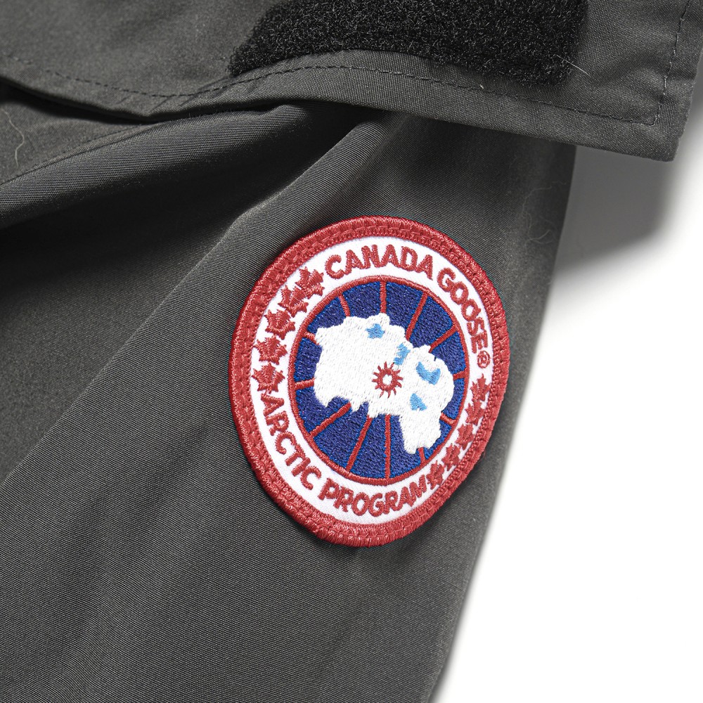 TBkicks Canada Gocse  Graphite   Chilliwack Bomber