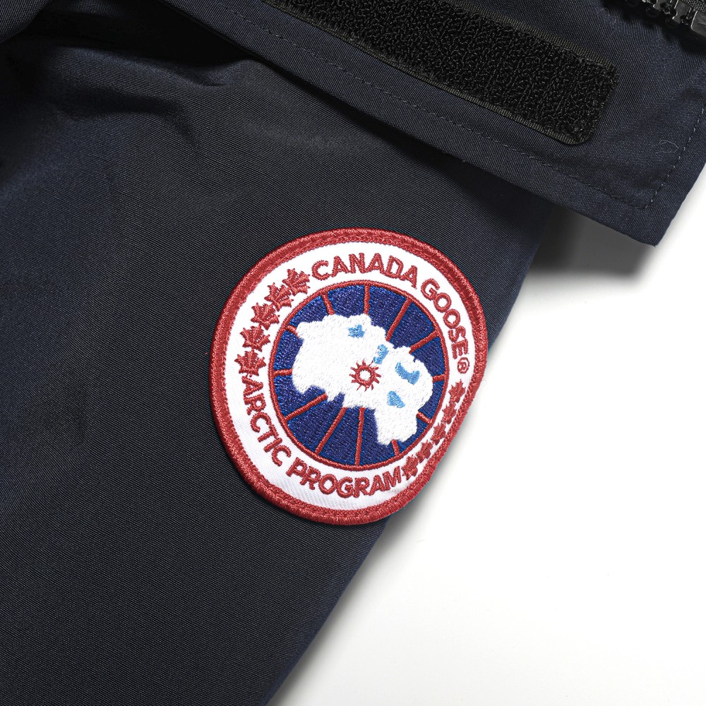 TBkicks Canada Gocse  Dark blue   Chilliwack Bomber