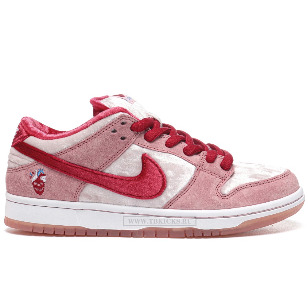 TBkicks Nike SB Dunk Low StrangeLove Skateboards