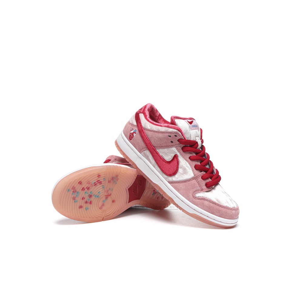 TBkicks Nike SB Dunk Low StrangeLove Skateboards