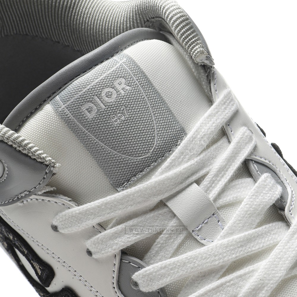 TBkicks D10R B57 Oblique Grey