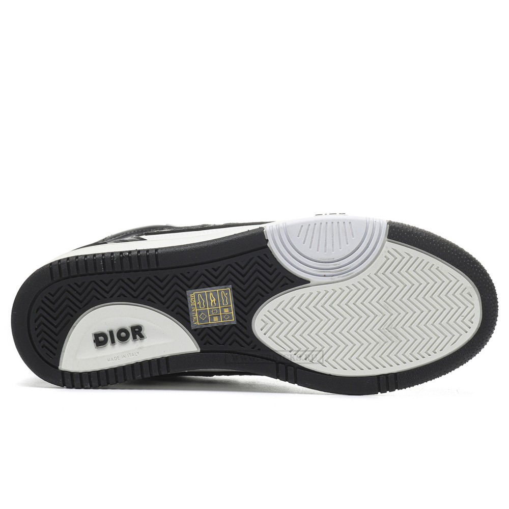 TBkicks D10R B57 Oblique Black