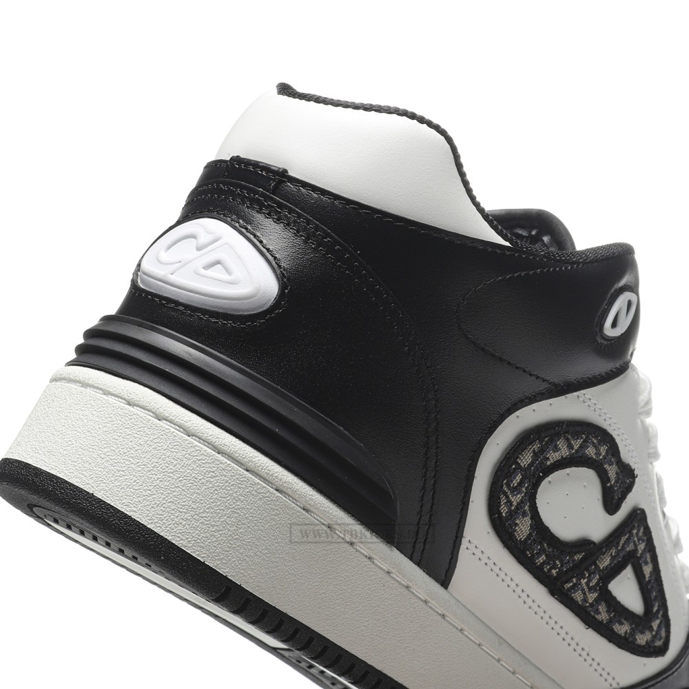 TBkicks D10R B57 Oblique Black