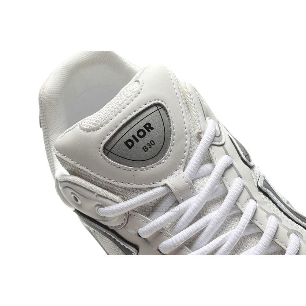 TBkicks D10R B30 White