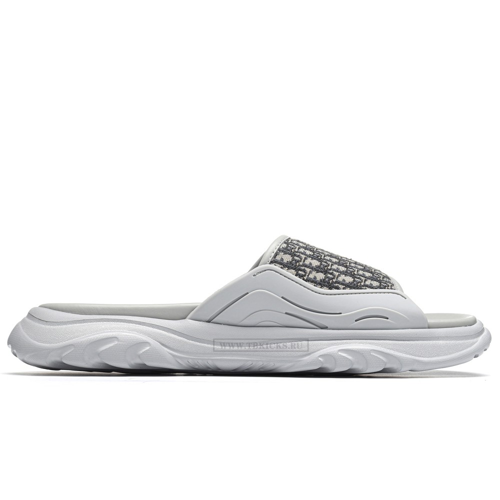 TBkicks D10R H-TOWN Oblique Grey Sandal