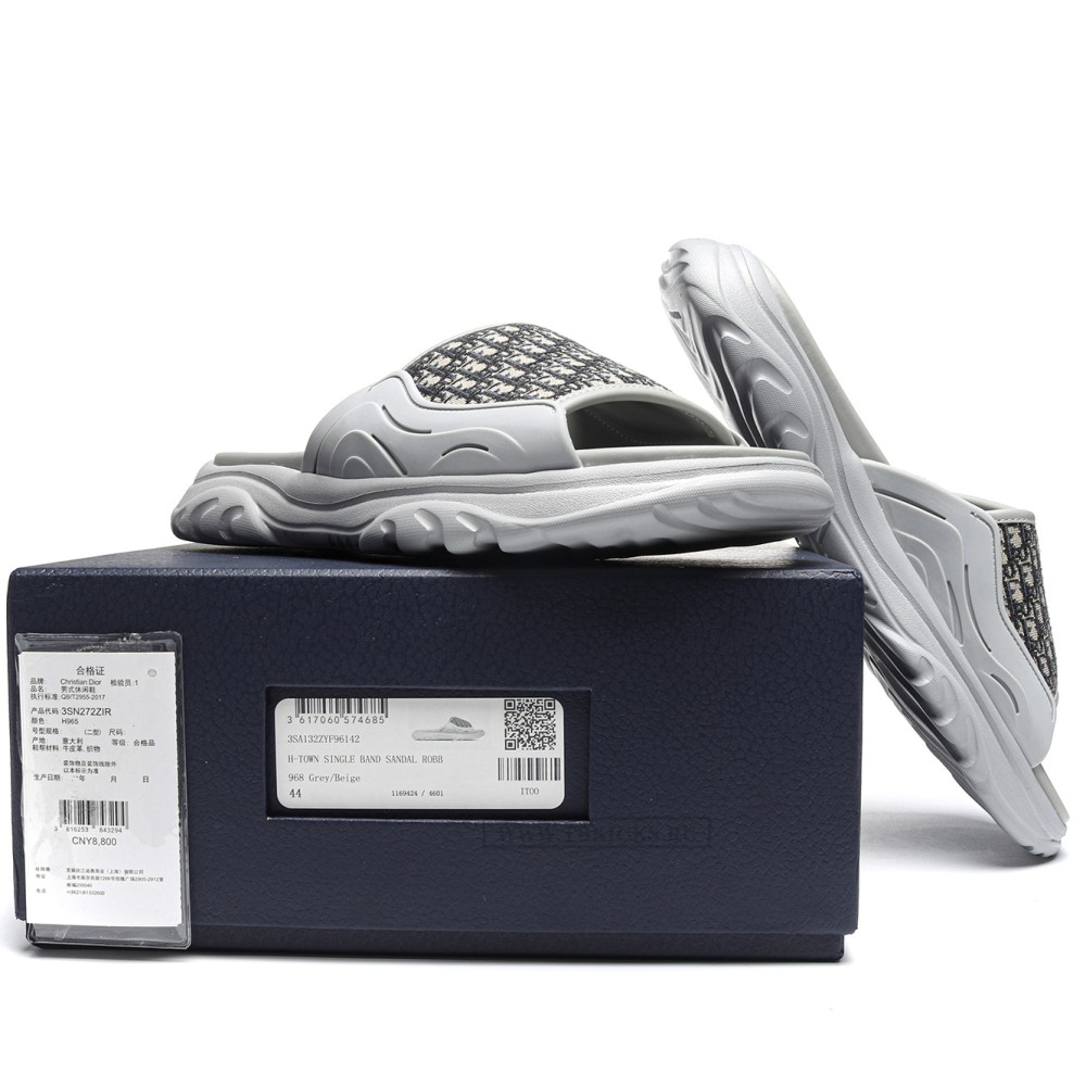 TBkicks D10R H-TOWN Oblique Grey Sandal