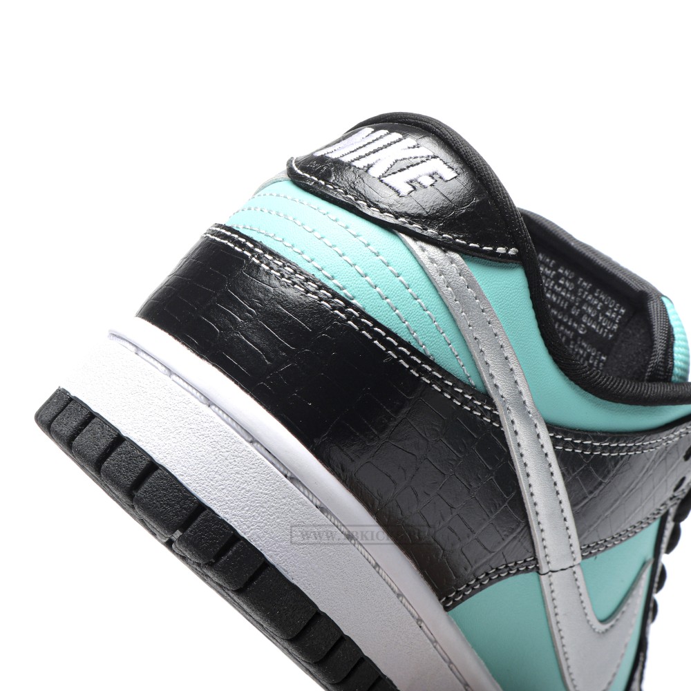 tbkicks nike sb dunk low diamond S*pply co.