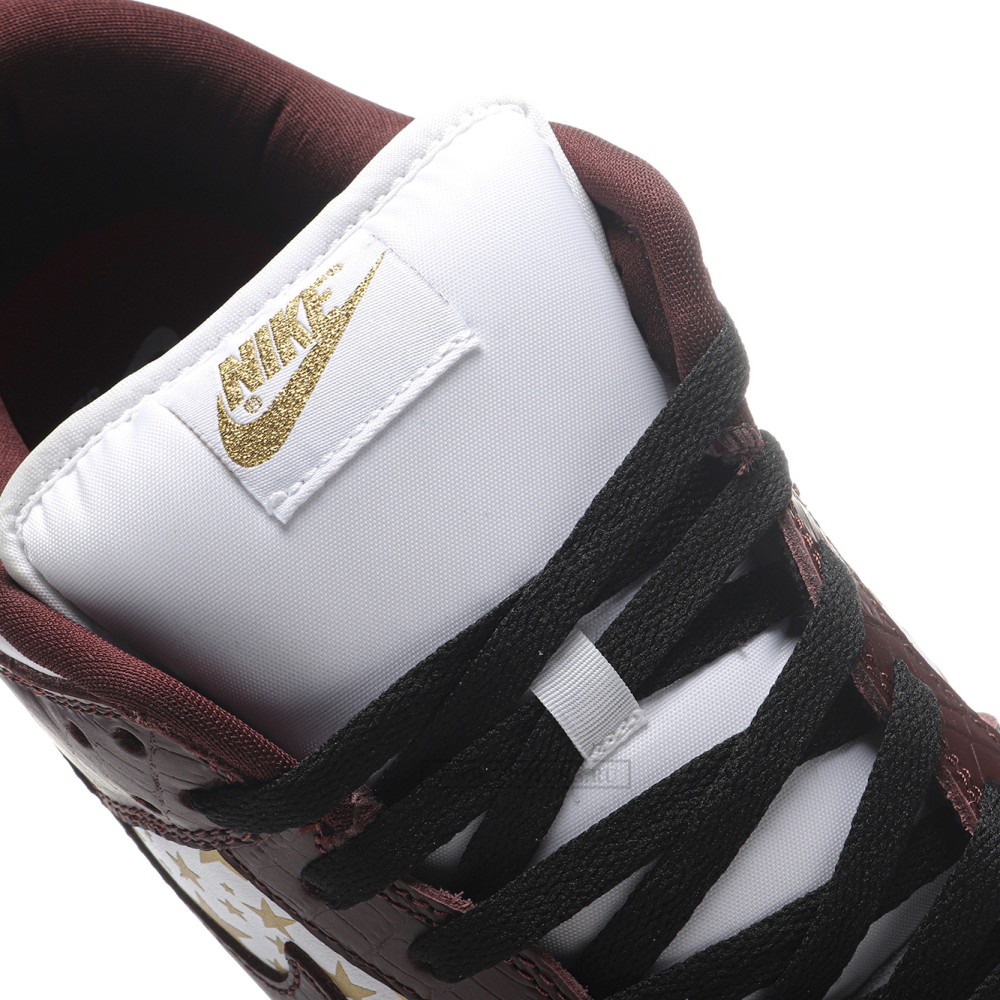 tbkicks nike sb dunk low S*p*e stars barkroot brown (2021)
