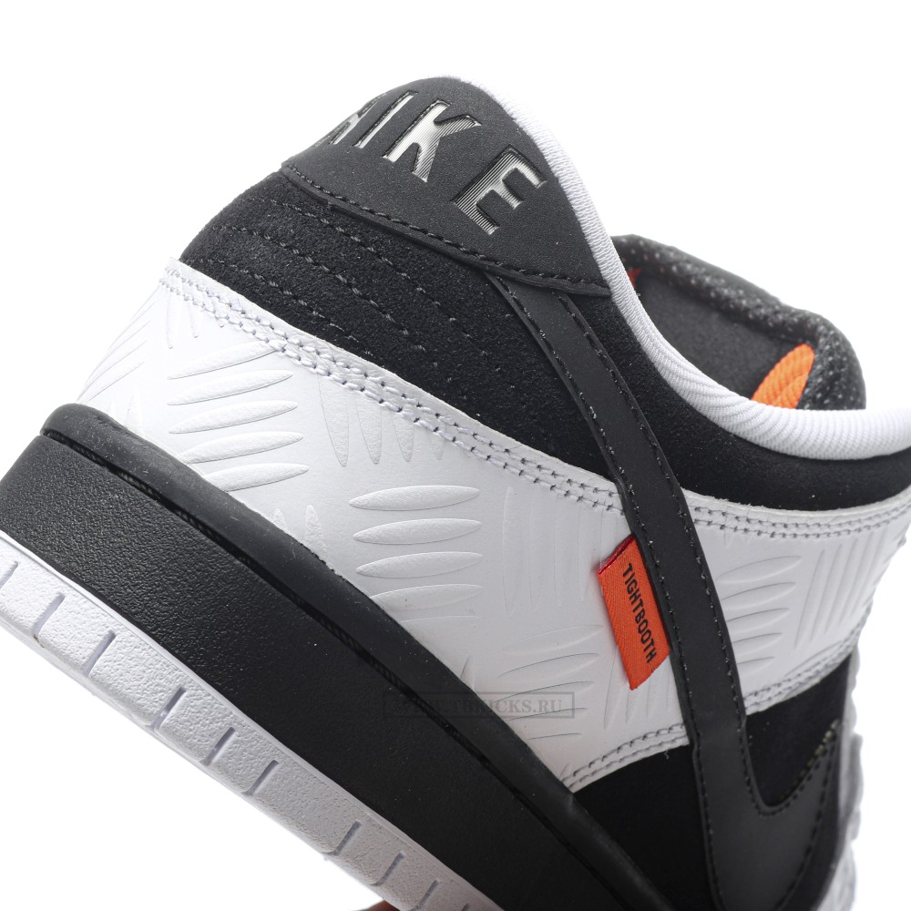 TBkicks Nike SB Dunk Low TIGHTBOOTH