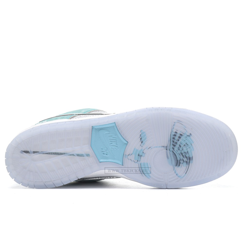 TBkicks Nike SB Dunk Low April Skateboards