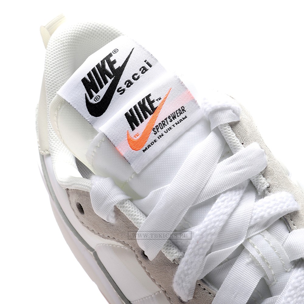 TBkicks Nike Vaporwaffle sacai Sail Gum