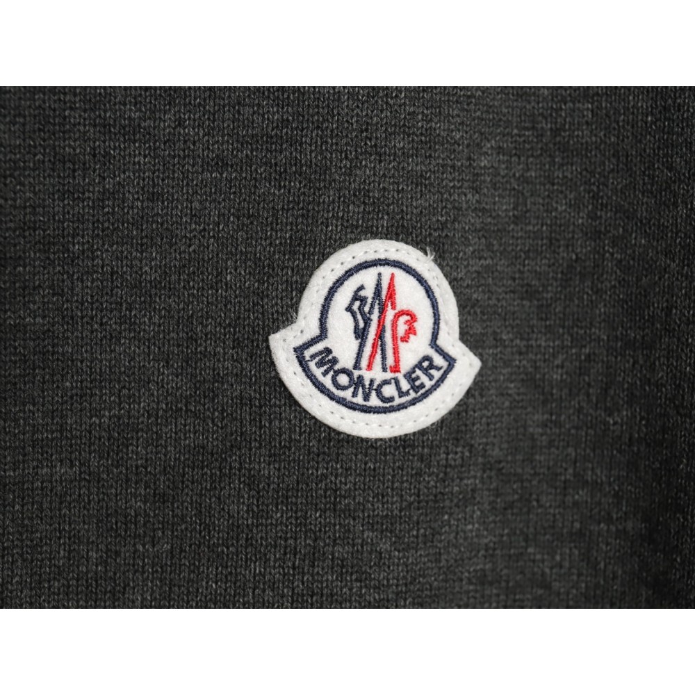 TBKicks M0ncler/mask classic logo on the chest zipper knitted sweater cardigan jacket Grey