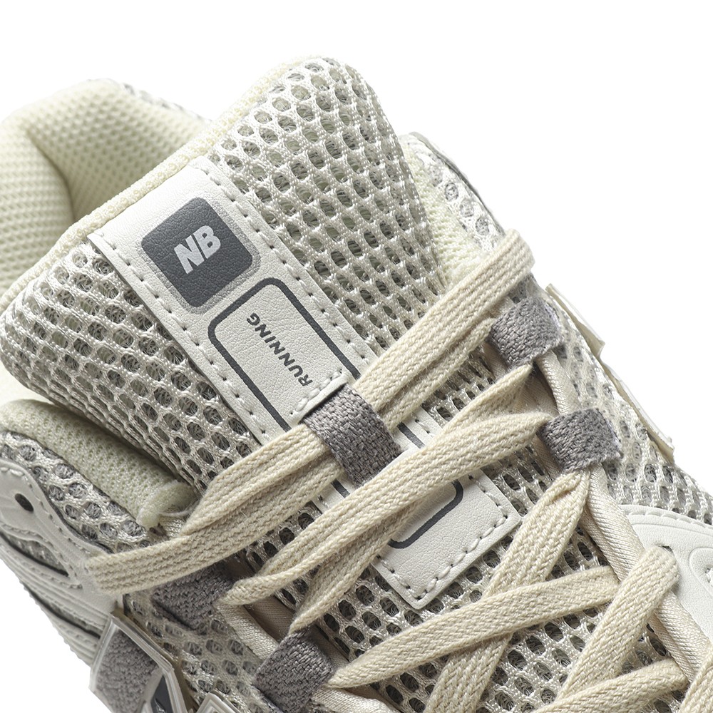 TBkicks New Balance 1906R Sea Salt Marblehead