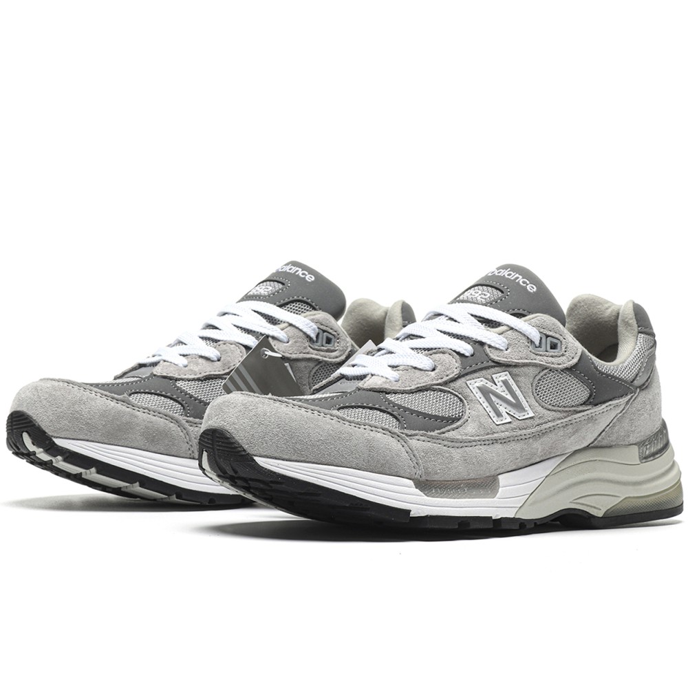 TBkicks New Balance 992 Grey