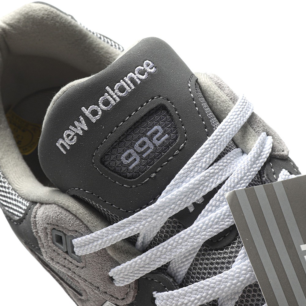 TBkicks New Balance 992 Grey