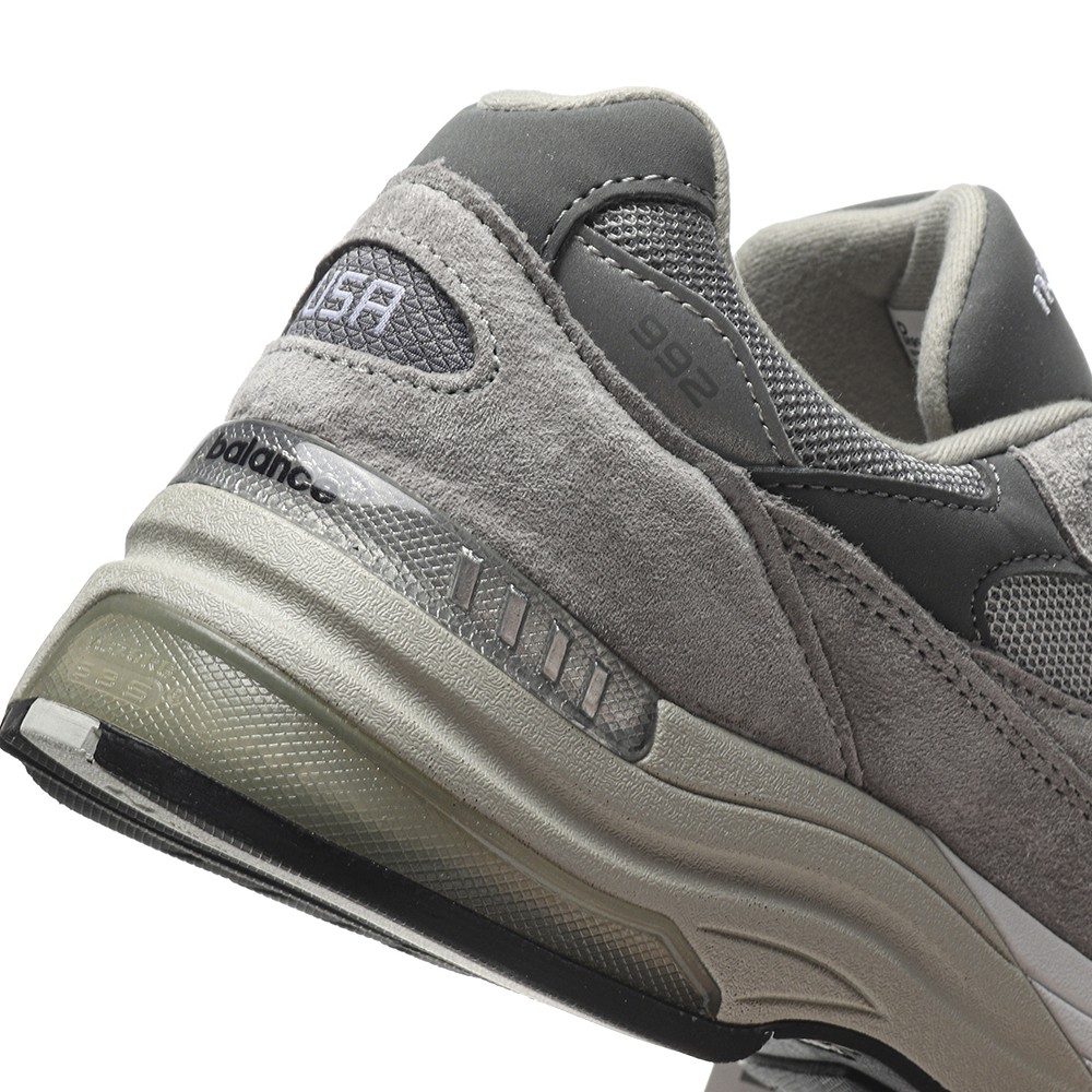 TBkicks New Balance 992 Grey